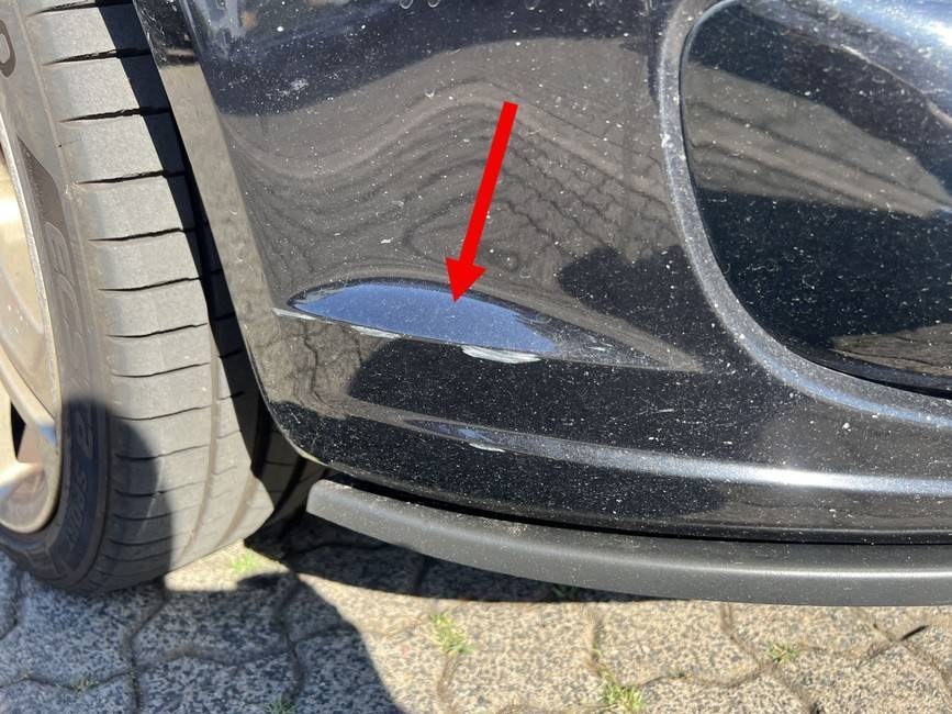 Dokumentierter Fahrzeugschaden am Volkswagen Touran Match