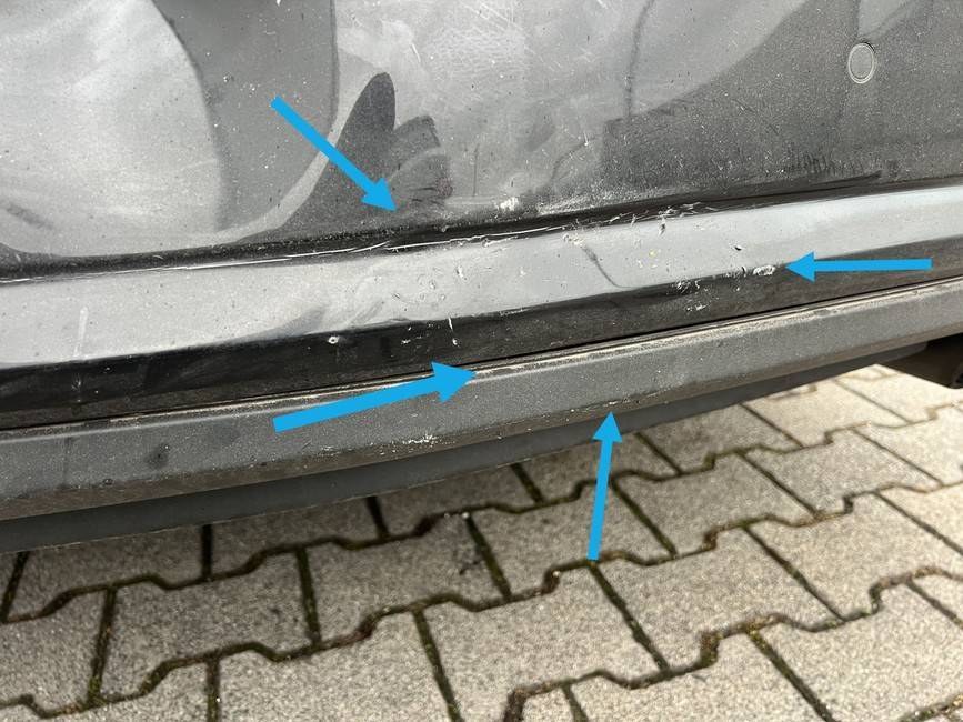 Dokumentierter Fahrzeugschaden am Mercedes E 350 Coupé